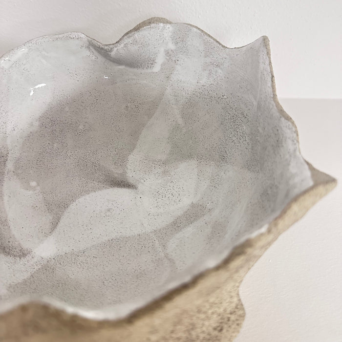 Bowl - waves in beige & white